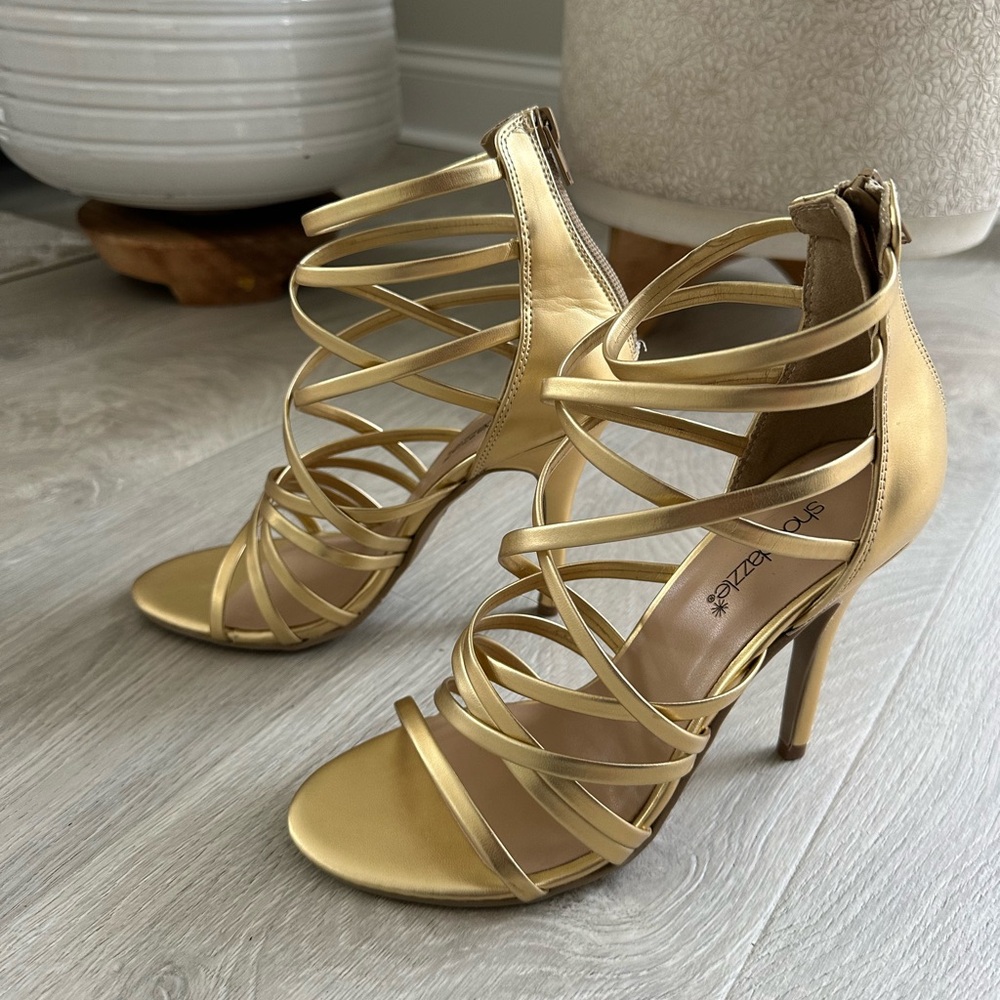 Shoe Dazzle gold strappy 3 inch heels size 8 - brand new!